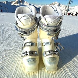 Tecnica Ski Boots Vento 80 Ultra Fit